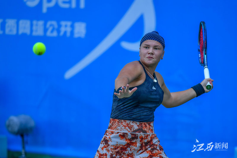 出极强的 出极强的